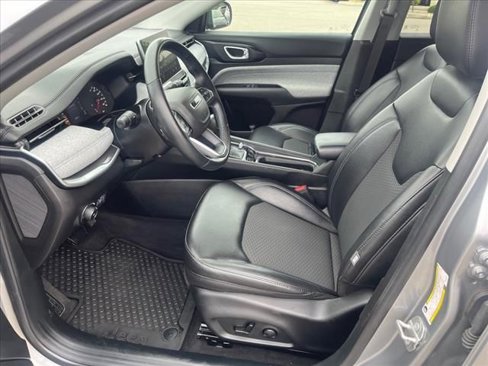 Used 2022 Jeep Compass Latitude w/ Convenience Group image 9