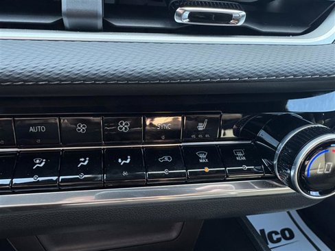 New 2026 Chevrolet Equinox LT w/ Convenience Package II image 15