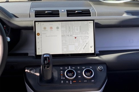 New 2025 Land Rover Defender 130 X-Dynamic SE image 6