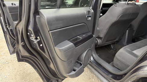 Used 2015 Jeep Patriot Sport w/ Power Value Group image 7
