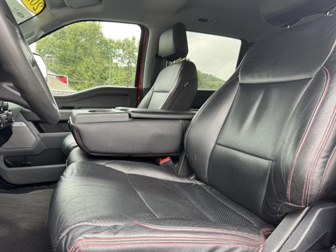 Certified 2024 Ford F350 XLT w/ Black Appearance Package image 13