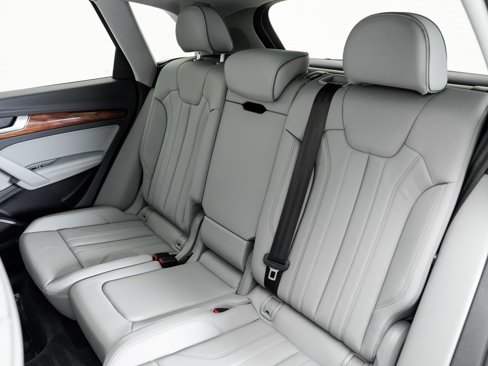 Used 2024 Audi Q5 e Premium Plus image 23