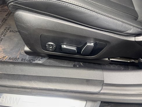 Used 2025 BMW 330i Sedan image 30