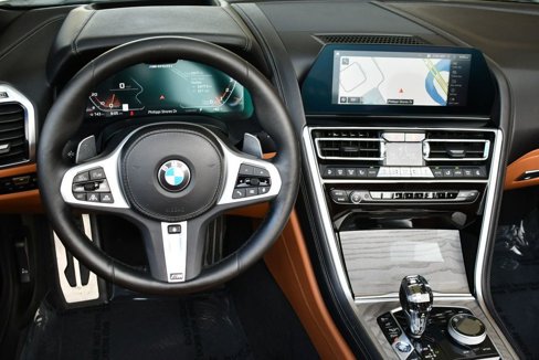 Used 2022 BMW M850i xDrive Convertible image 63