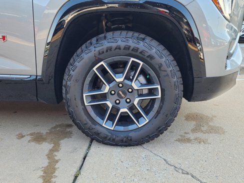 New 2026 GMC Terrain AT4 w/ Convenience Package III image 52