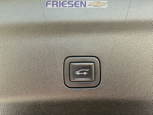 Used 2023 GMC Yukon SLT image 25