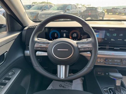 New 2025 Hyundai Kona SEL image 7