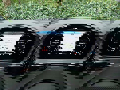 New 2025 Porsche Cayenne Coupe image 23