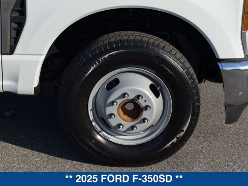 New 2025 Ford F350 XL w/ XL Chrome Package image 12