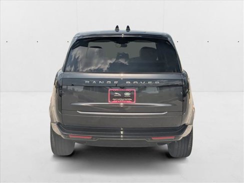 New 2025 Land Rover Range Rover SE image 8