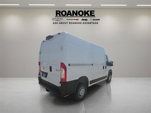 Used 2025 RAM ProMaster 2500 w/ Safety Group image 8