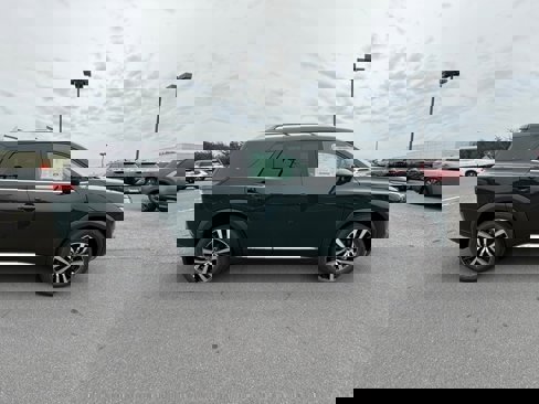 New 2025 Nissan Pathfinder Platinum w/ Cargo Package image 4