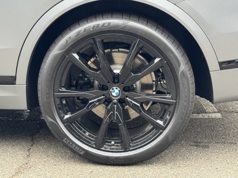New 2026 BMW X7 xDrive40i w/ Executive Package image 18