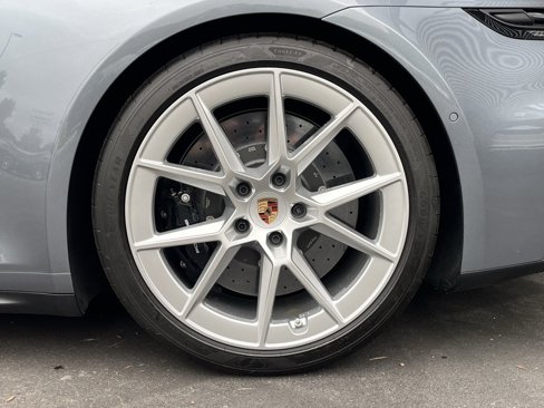 Certified 2025 Porsche 911 Carrera GTS image 15