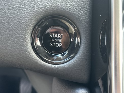 New 2026 Nissan Armada SV image 21