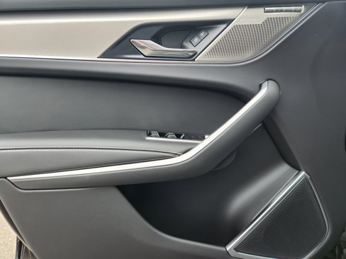 New 2026 Jaguar F-PACE R-Dynamic S image 13
