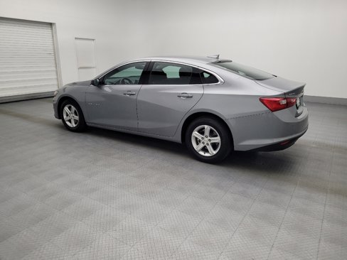 Used 2024 Chevrolet Malibu LT image 3