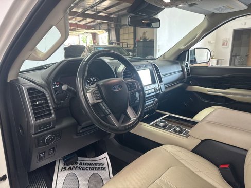 Used 2018 Ford Expedition Max Platinum image 7