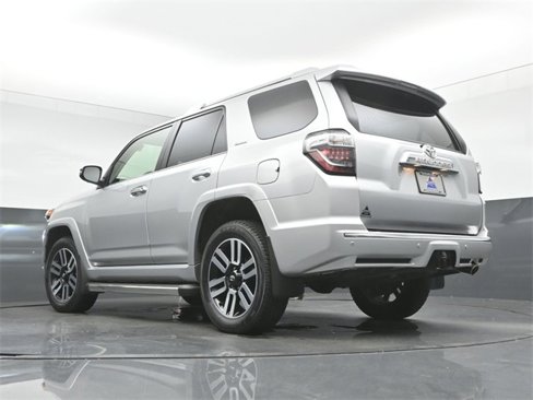 Used 2024 Toyota 4Runner Limited image 30