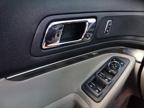 Used 2015 Ford Explorer FWD image 46