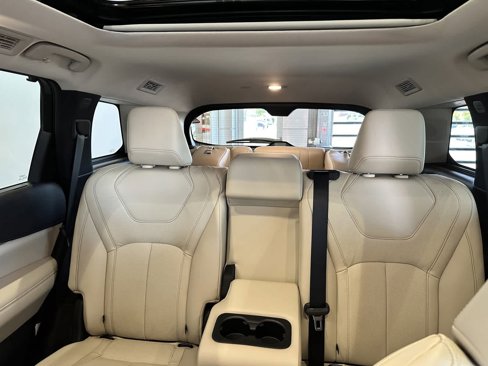 New 2025 INFINITI QX60 Luxe w/ Vision Package image 10