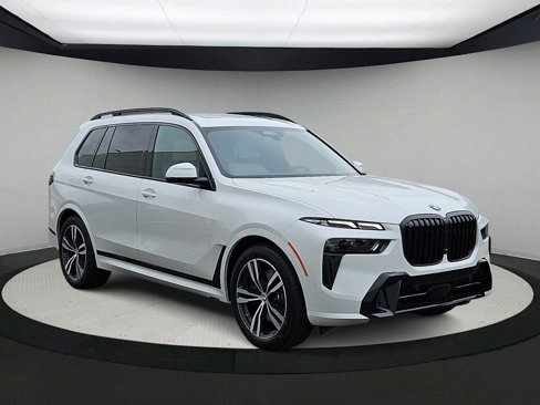 New 2026 BMW X6 M60i image 2