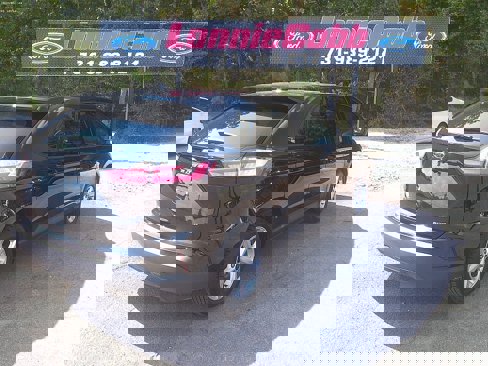 Used 2023 Ford Edge SE image 3