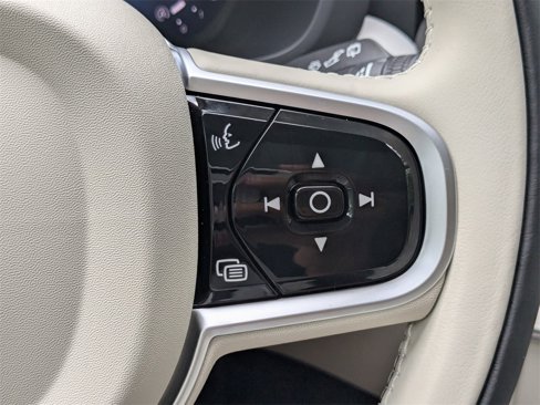 New 2026 Volvo XC60 B5 Ultra w/ Climate Package image 29