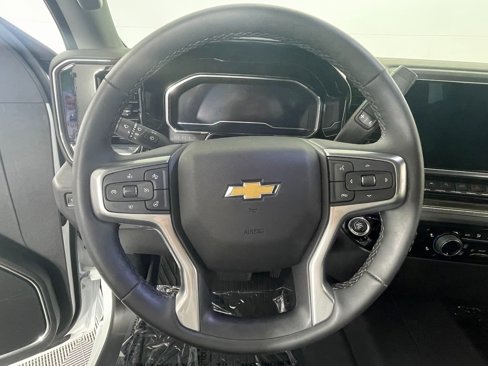 Used 2024 Chevrolet Silverado 1500 LT image 15