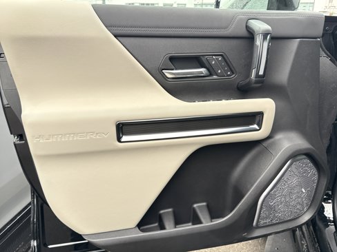 New 2026 GMC Hummer EV SUV image 7