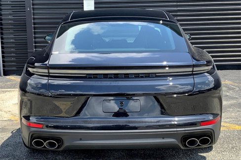 New 2025 Porsche Panamera 4 image 9