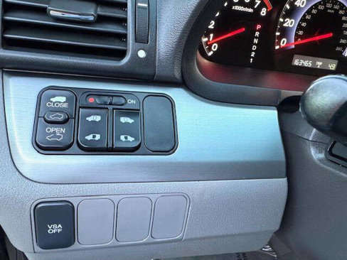 Used 2008 Honda Odyssey EX-L image 17