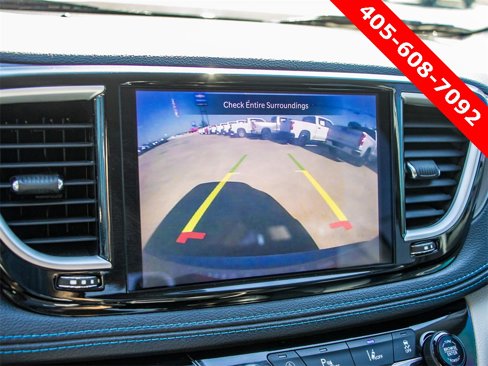 Used 2021 Chrysler Pacifica Touring-L image 29