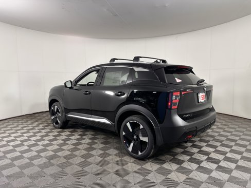 New 2026 Nissan Kicks SR image 19