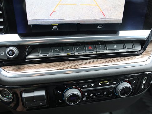 Certified 2025 Chevrolet Silverado 1500 LT image 28