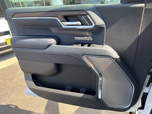 Used 2024 Chevrolet Silverado 1500 High Country image 19