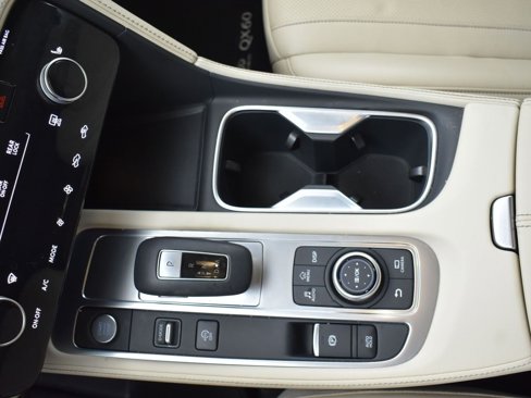Certified 2025 INFINITI QX60 Pure image 14