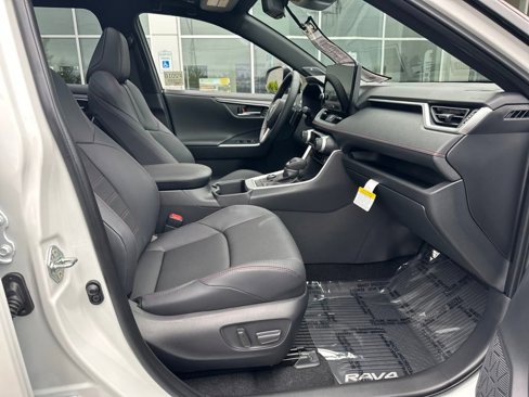 Certified 2025 Toyota RAV4 XSE image 17