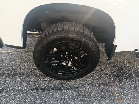 New 2026 Chevrolet Silverado 1500 Custom Trail Boss w/ Dark Appearance Package image 13