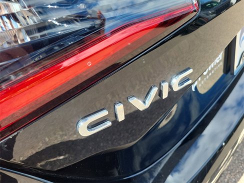 Used 2024 Honda Civic Sport image 8