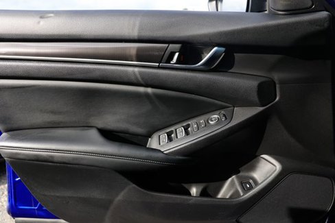Used 2018 Honda Accord Sport image 43
