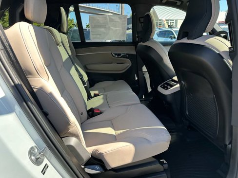 New 2026 Volvo XC90 B6 Plus w/ Protection Package Premier image 12