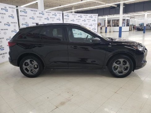 Certified 2023 Ford Escape ST-Line w/ Tech Pack #1 image 5