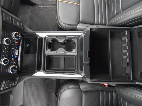 Used 2024 Ford F250 Platinum image 35