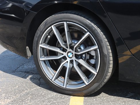 Used 2020 BMW 330i xDrive Sedan w/ Convenience Package image 6