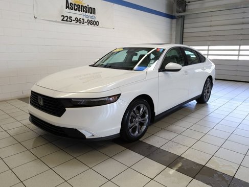 Certified 2024 Honda Accord EX image 2