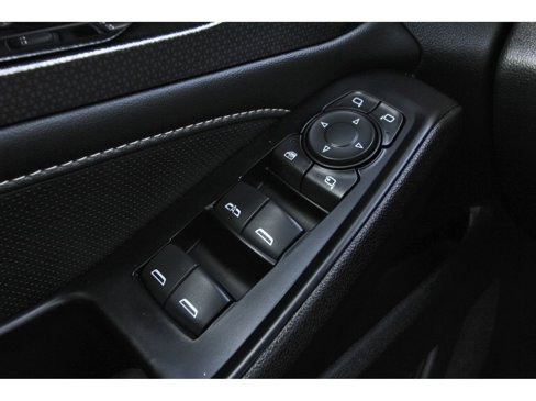 Used 2023 Chevrolet Traverse Premier image 25