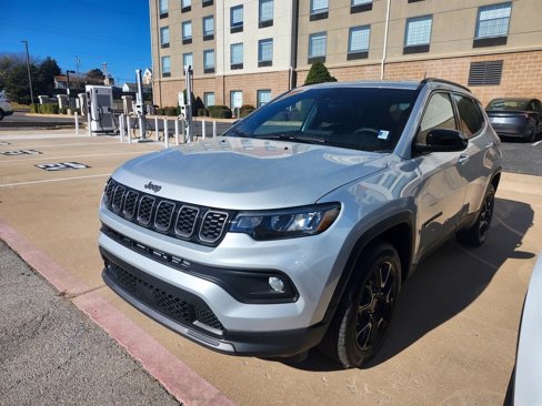 New 2025 Jeep Compass Latitude w/ Altitude Special Edition image 1
