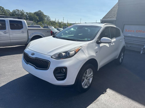 Used 2017 Kia Sportage LX w/ LX Popular Package image 3