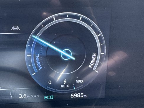 Certified 2024 Kia Niro Wave image 30